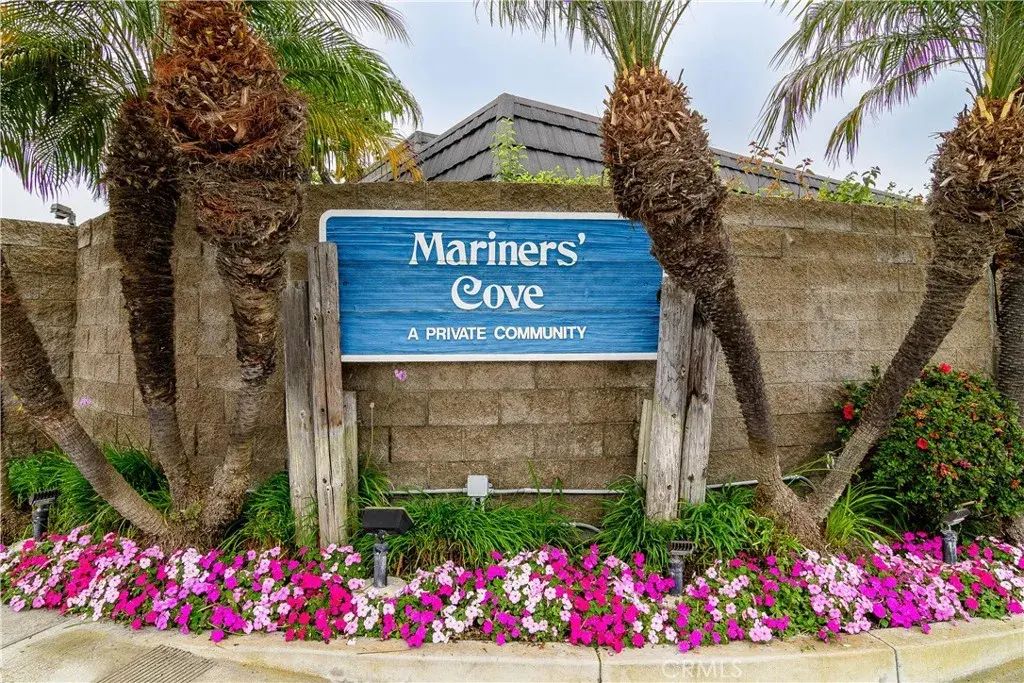 21208 Sailors Bay, Huntington Beach