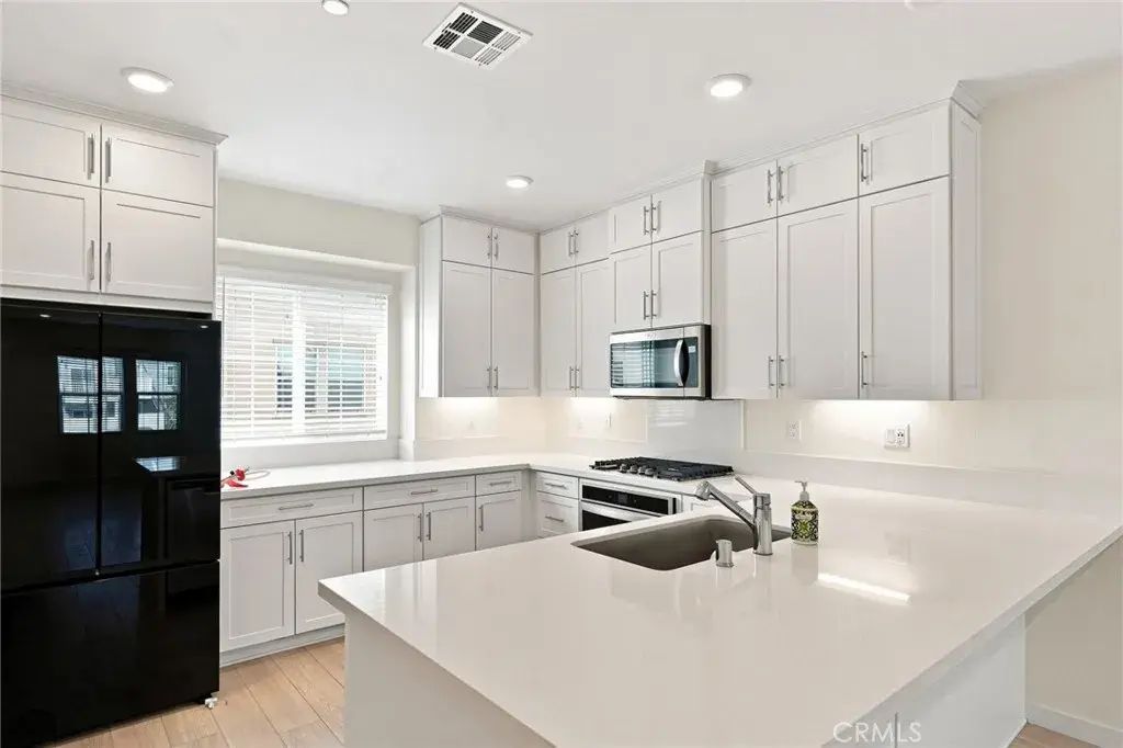 1279 Bonnet Way, Torrance