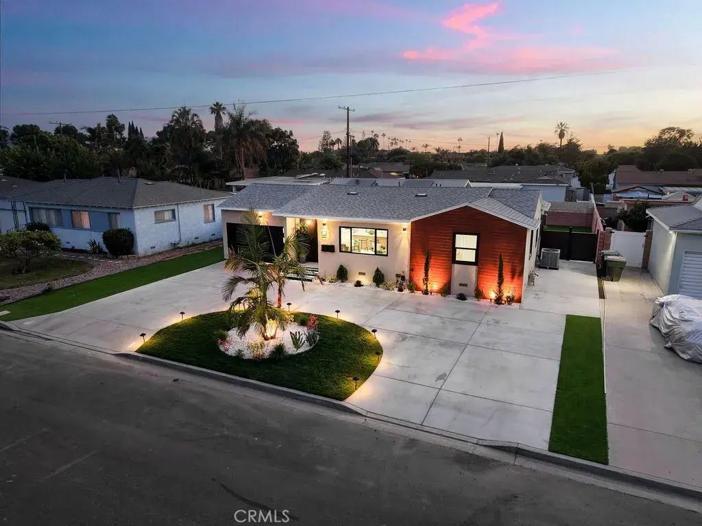 209 N Dahlia Drive, Anaheim