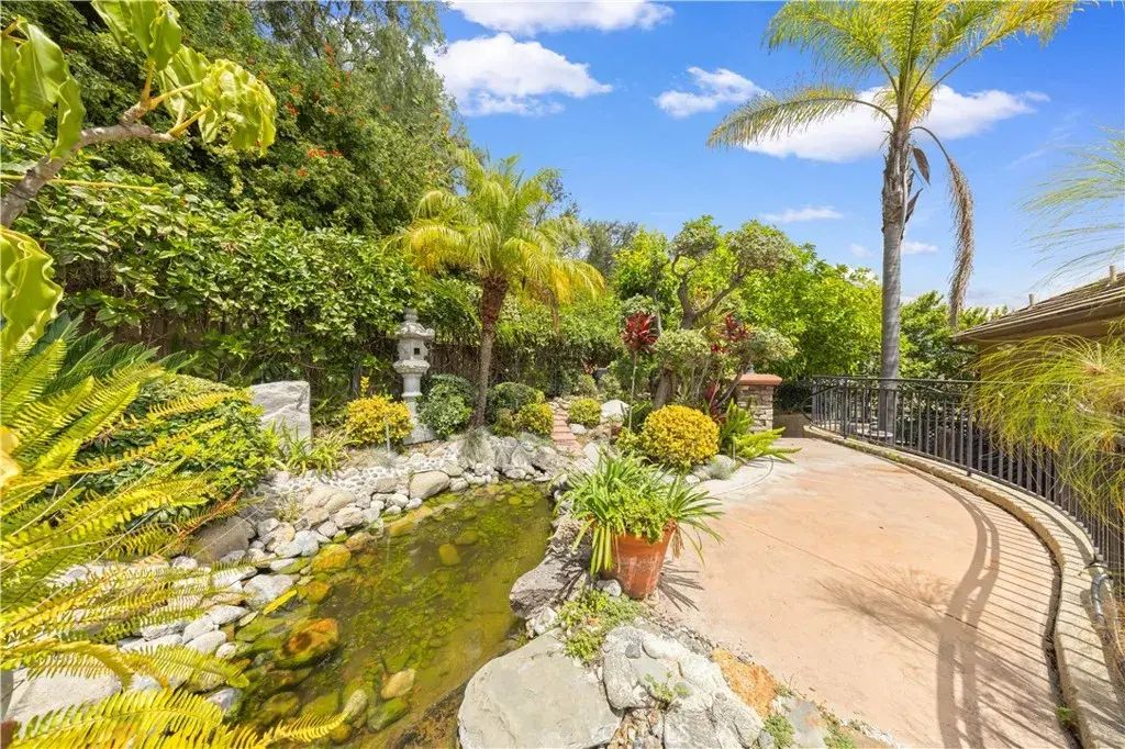 829 Kingsford, Monterey Park