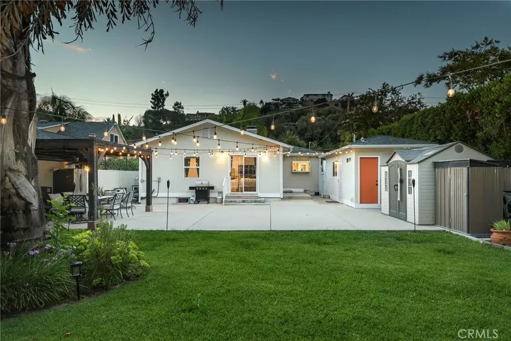 2142 E Chevy Chase, Glendale
