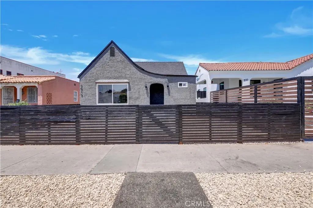 3515 S Norton, Los Angeles