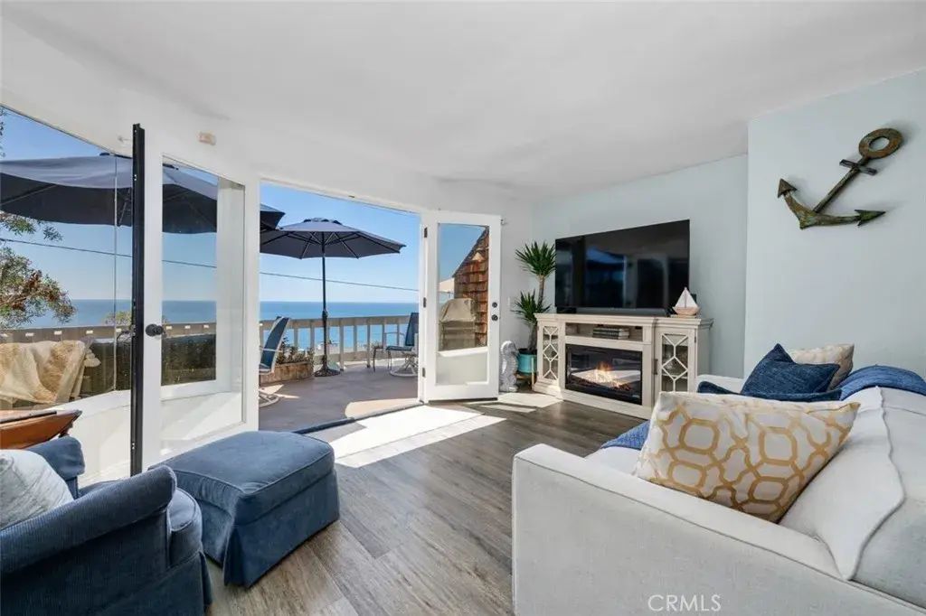 2430 Glenneyre, Laguna Beach