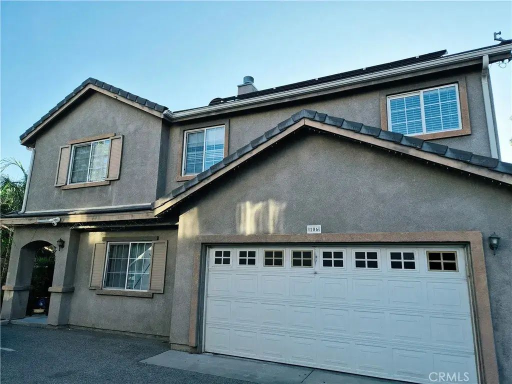 9427 Noble, North Hills