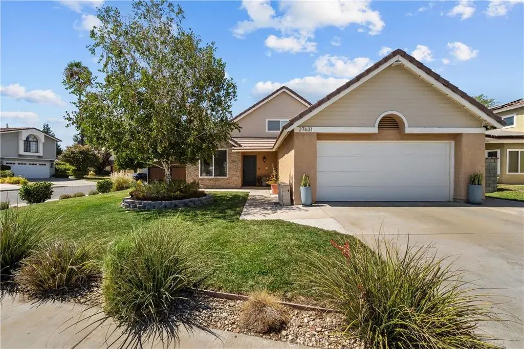 27631 Buckskin, Castaic