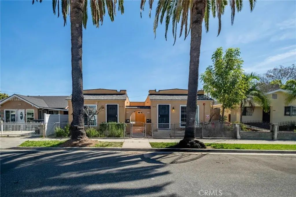 1972 Olive, Long Beach