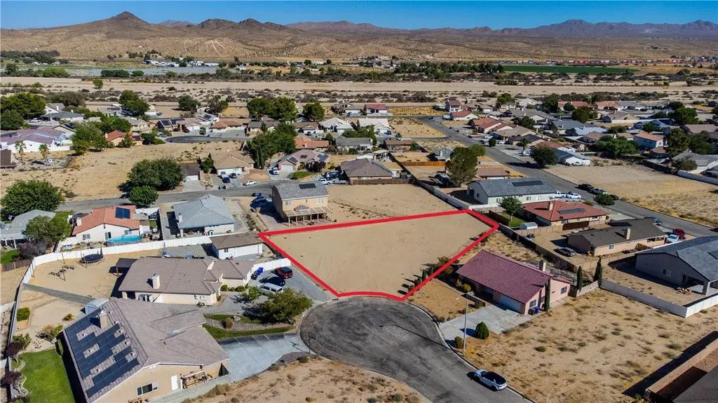 14803 Aberdeen, Helendale
