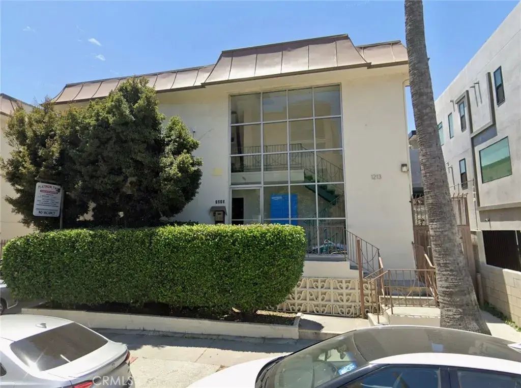 1209 N Mansfield, Los Angeles