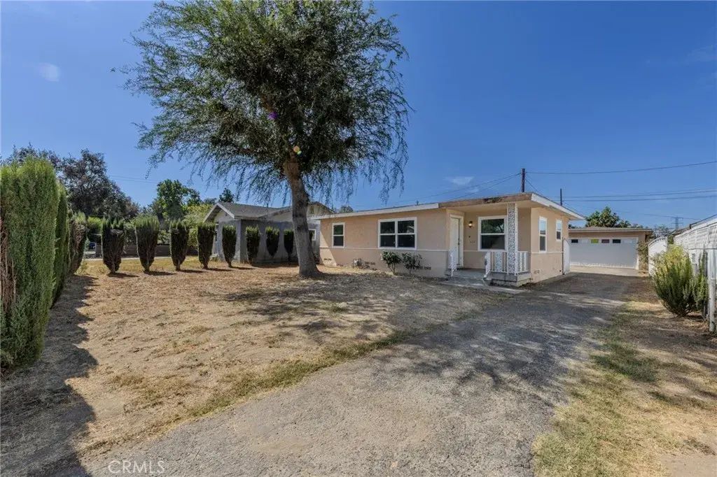 10318 Loch Lomond, Whittier