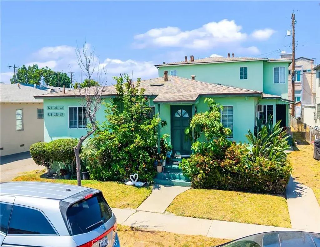 221 S Bushnell Avenue, Alhambra