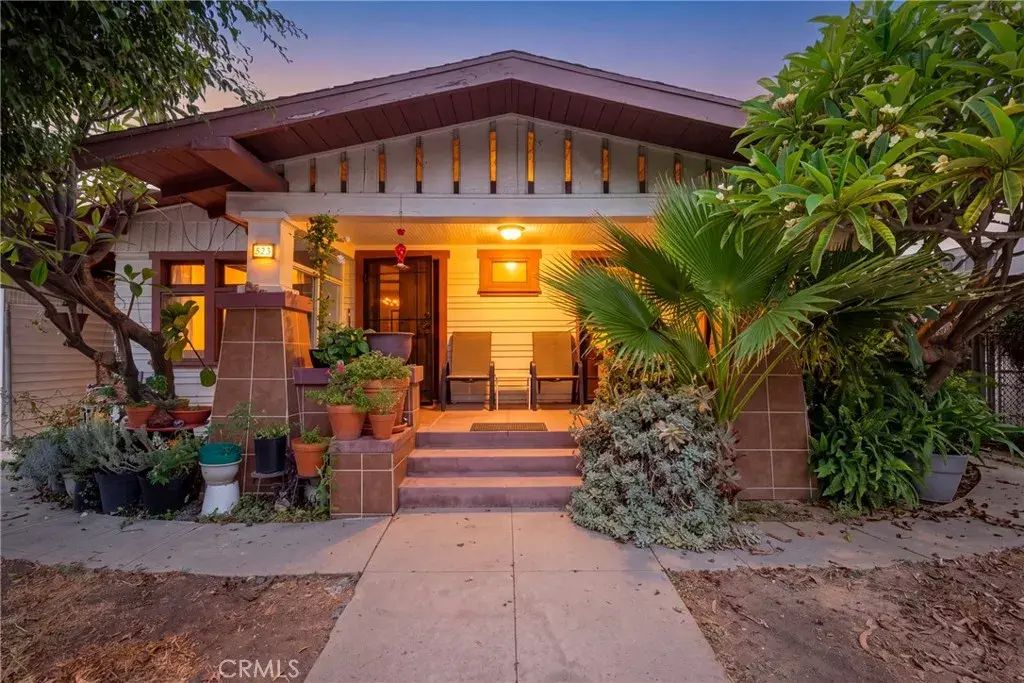 523 N Lake, Los Angeles