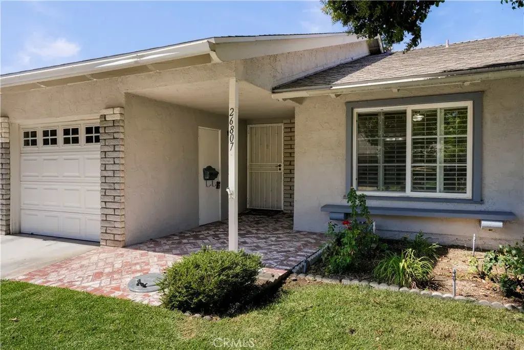 26807 Circle Of The Oaks, Newhall