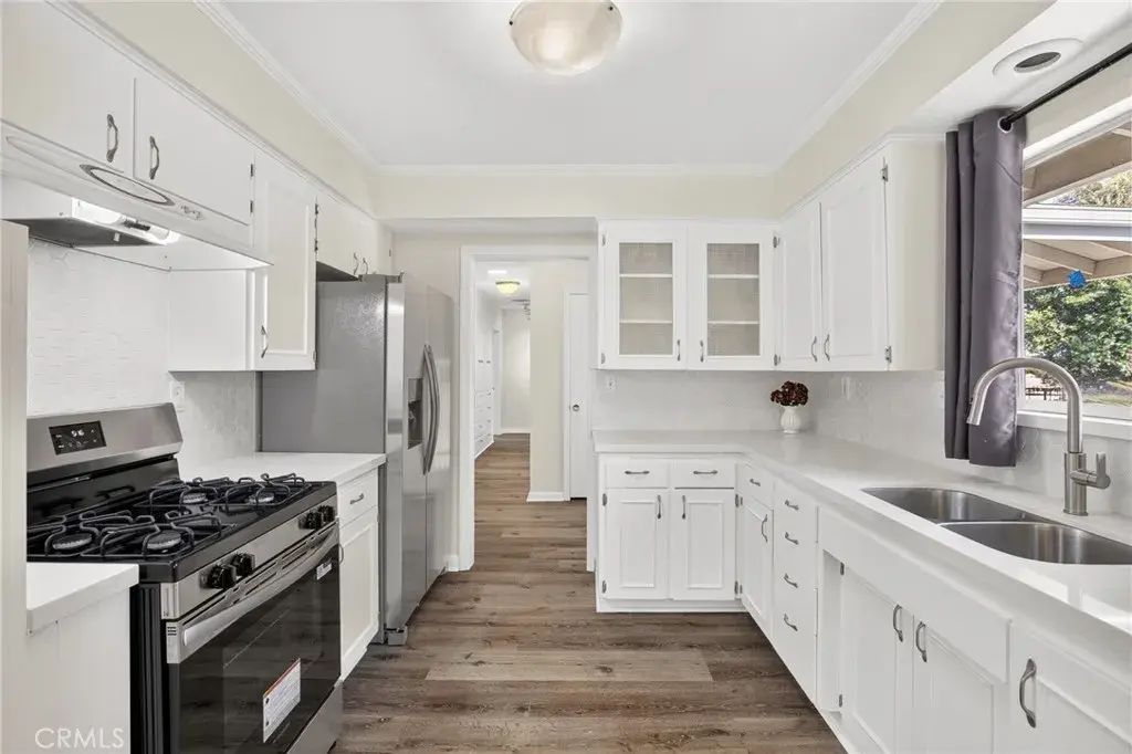 1742 E Foothill Dr., San Bernardino