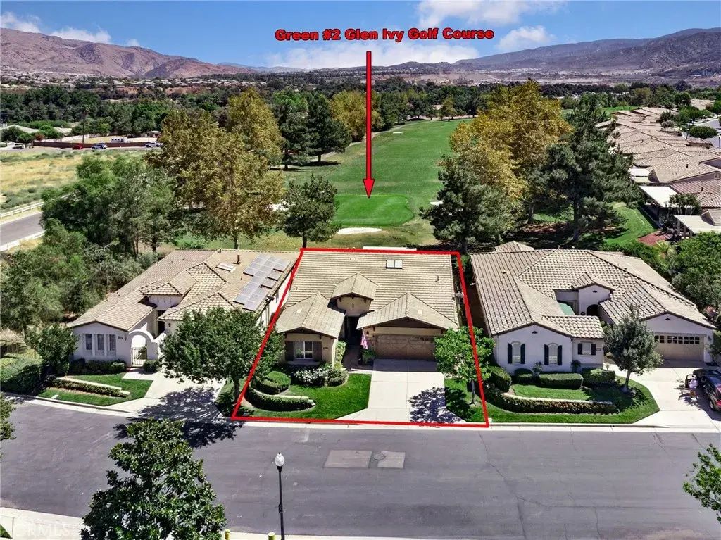 24126 Whitetail, Corona