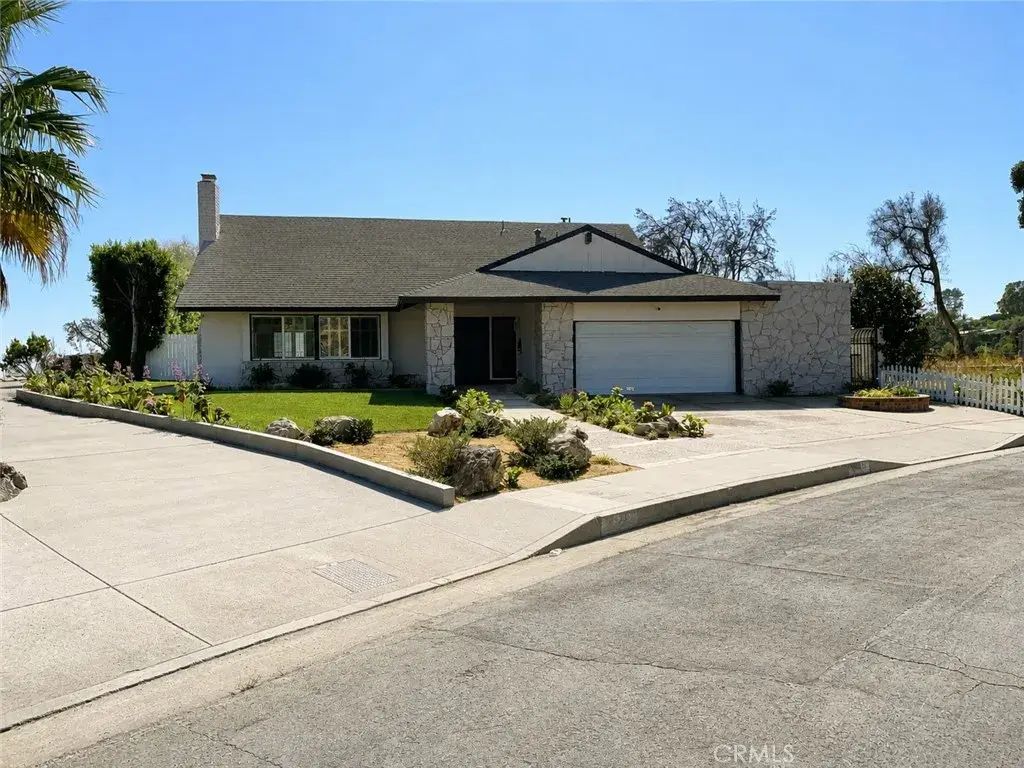 16952 Dulce Ynez, Pacific Palisades