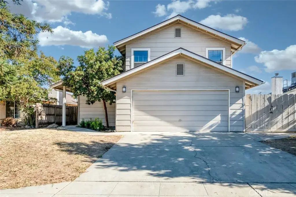 571 W Pat, Clovis
