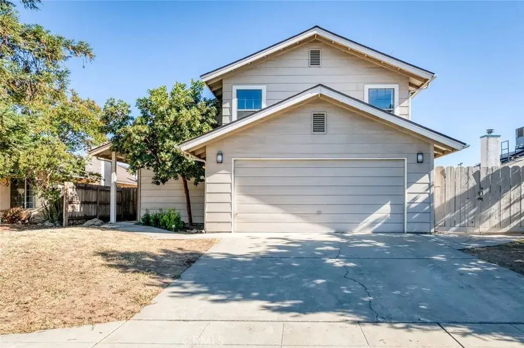 571 W Pat, Clovis