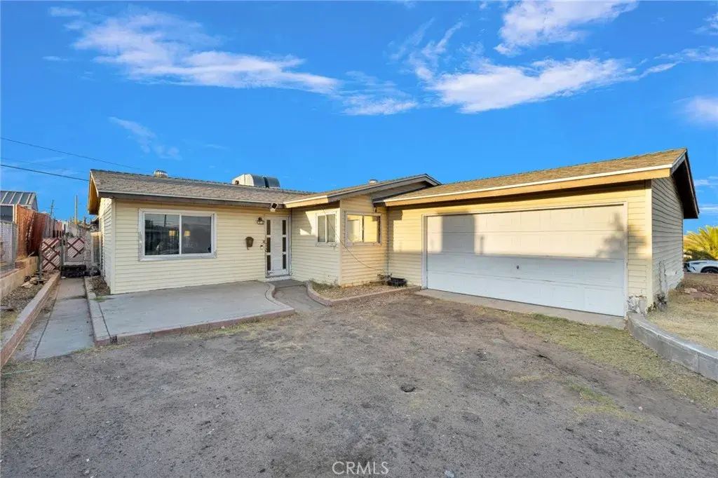 1101 E Virginia Way, Barstow