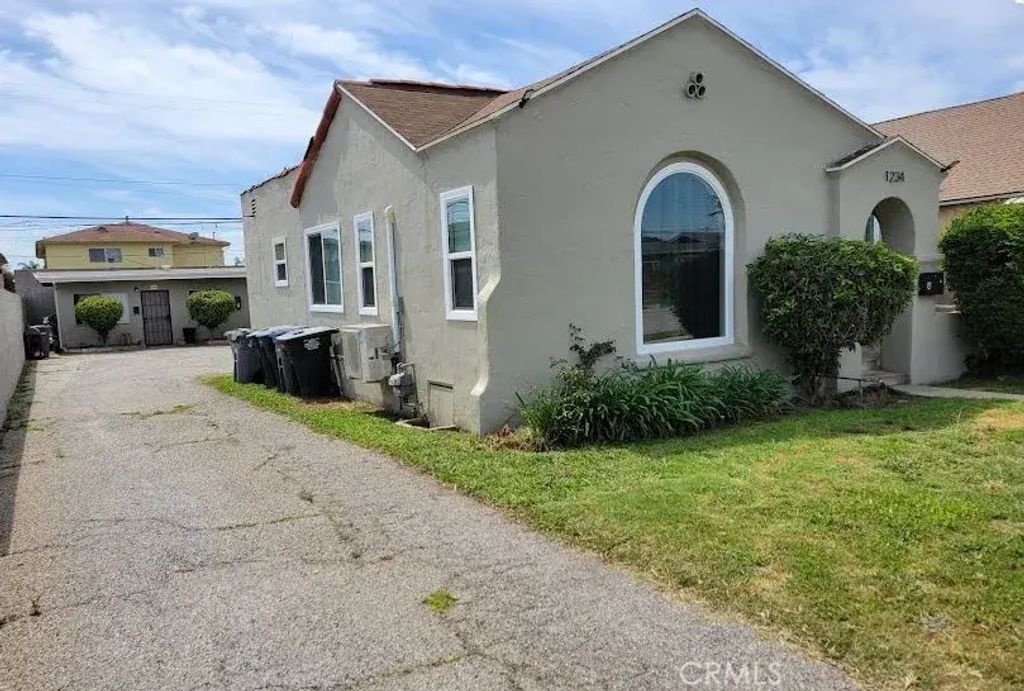 1234 W 163rd, Gardena