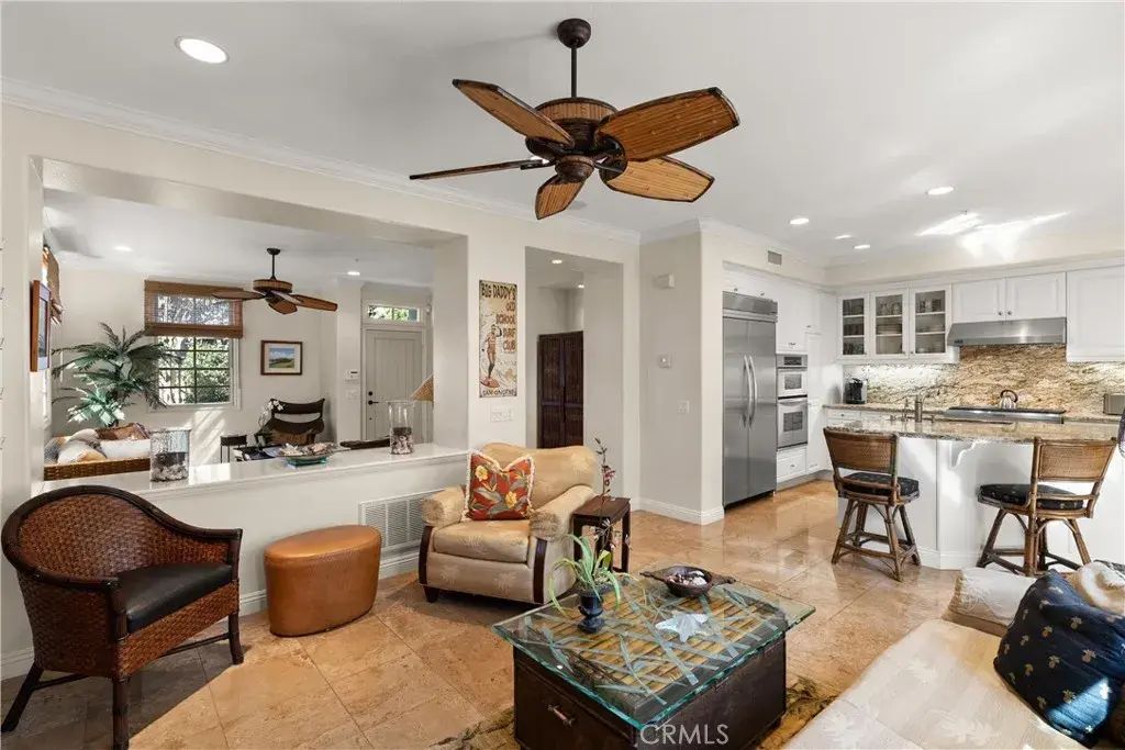 2501 Bungalow Place 1, Corona Del Mar