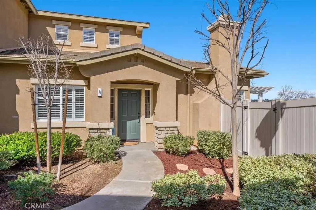 33640 W Winston Way A, Temecula