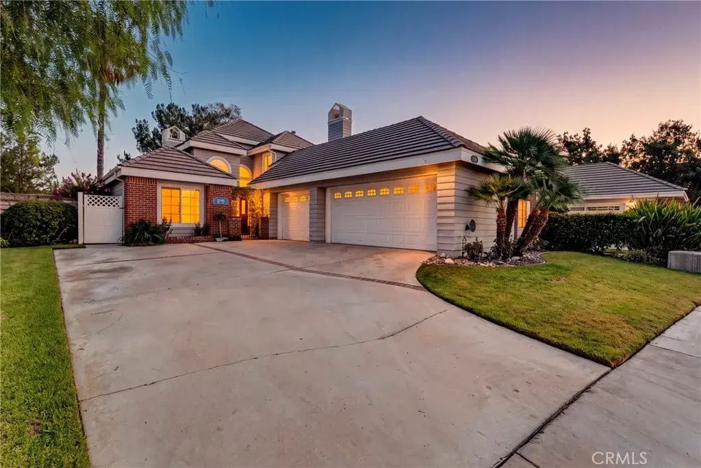 25906 Bellis Drive, Valencia