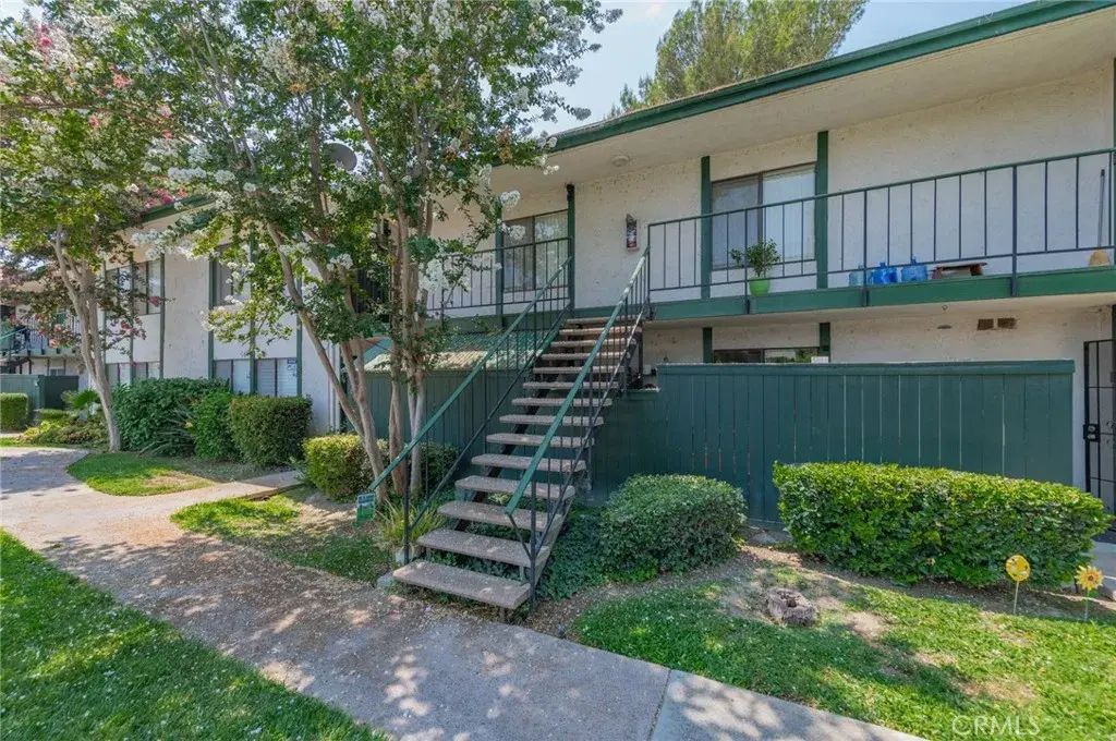 1735 E Washington Street F-26, Colton