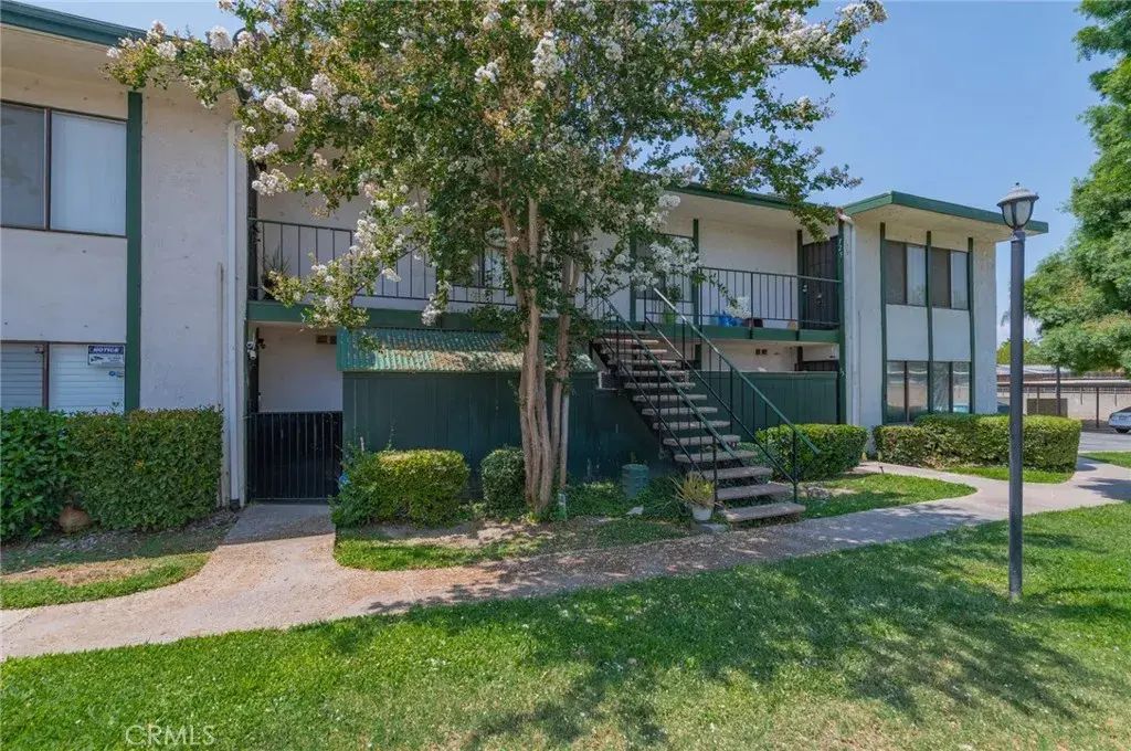 1735 E Washington Street F-23, Colton