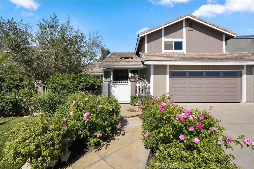 5771 Grimsby Drive, Huntington Beach