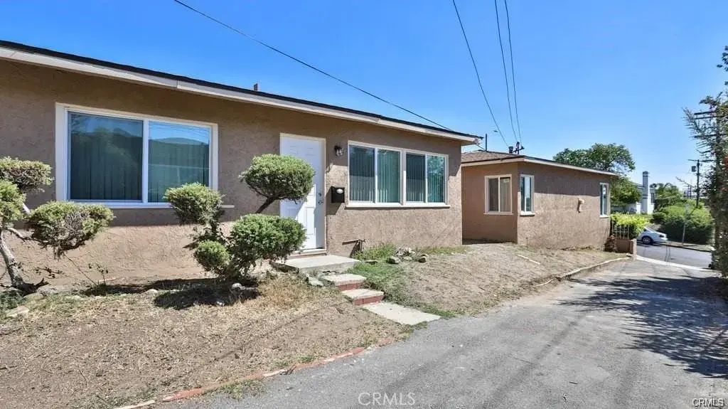 1877 S Cloverdale, Los Angeles