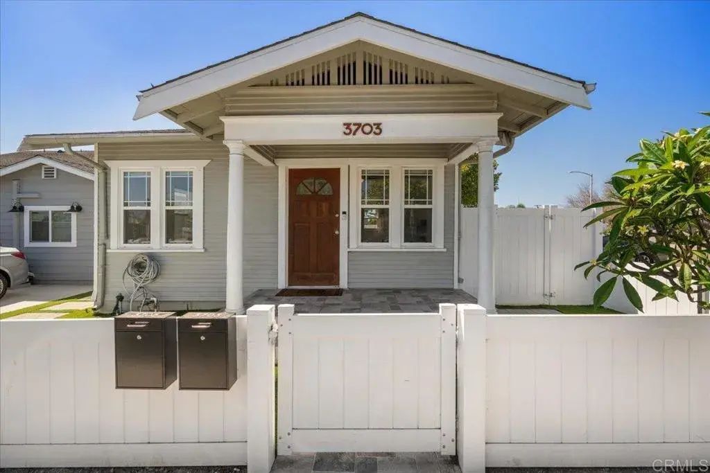 3703 Meade Avenue, 