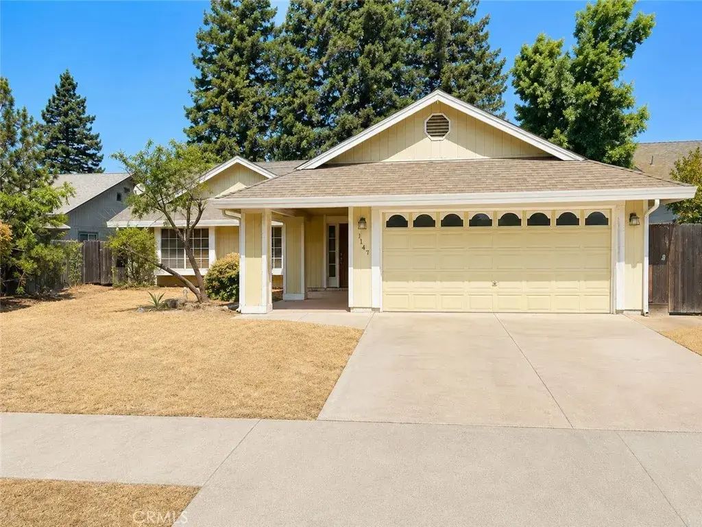 1147 Mirror Lake, Merced