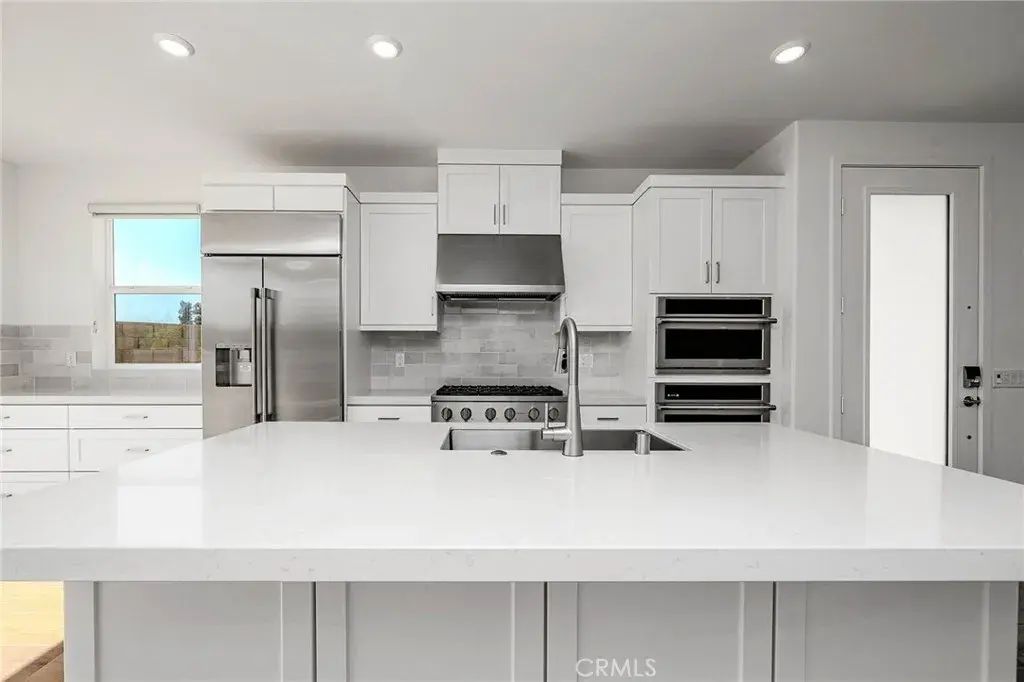 1002 Citron, Fullerton