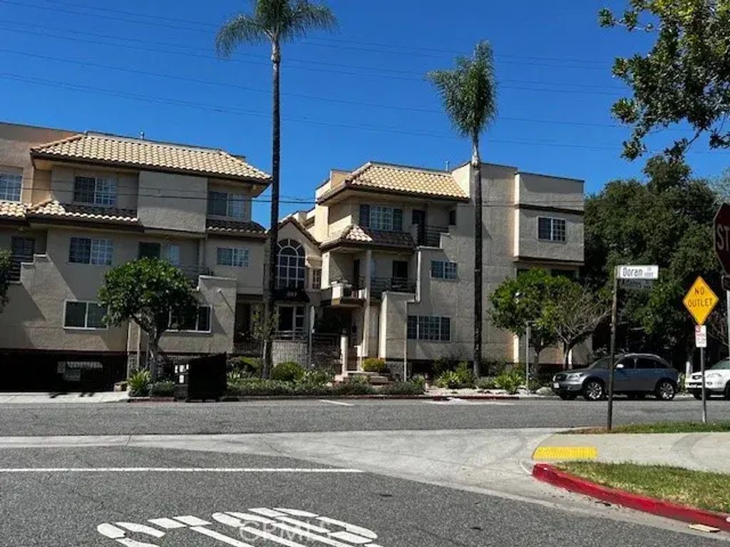 537 N Adams, Glendale
