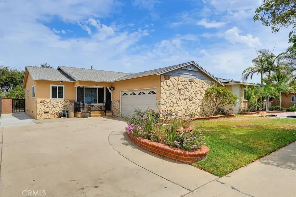 2841 E 69th, Long Beach