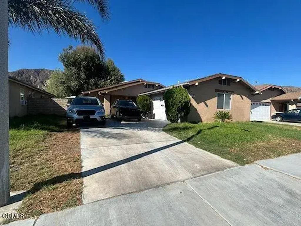 4049 Camulos Street, Piru