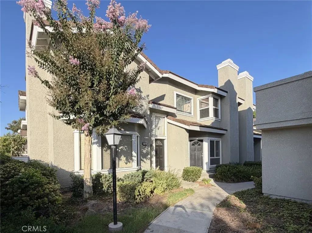 73 Goldenrod, Irvine