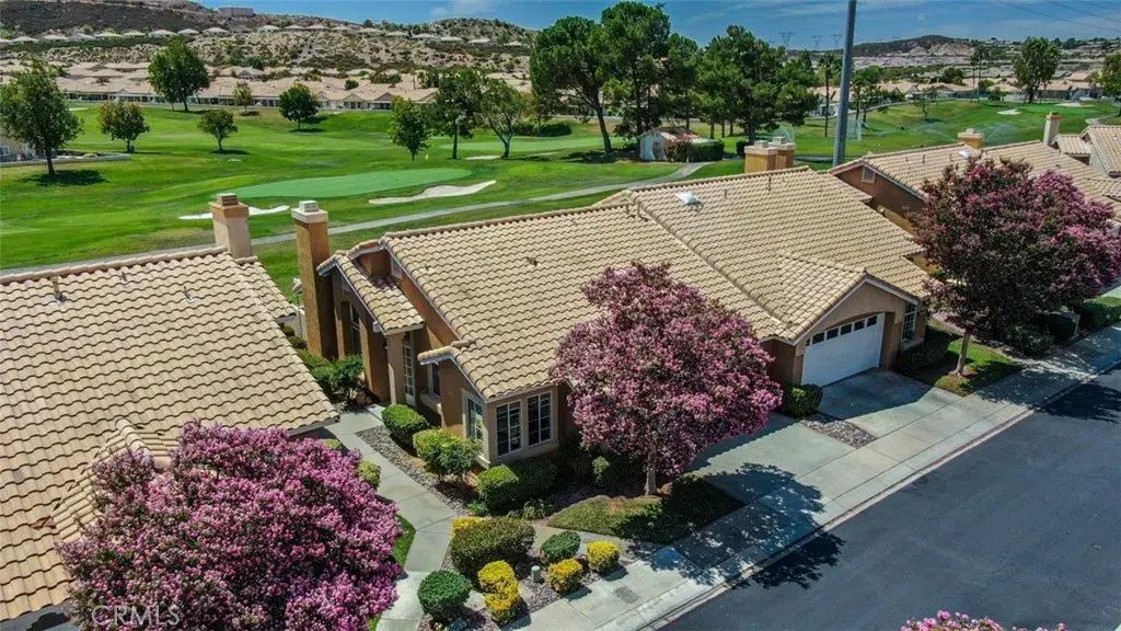 5616 Trevino, Banning