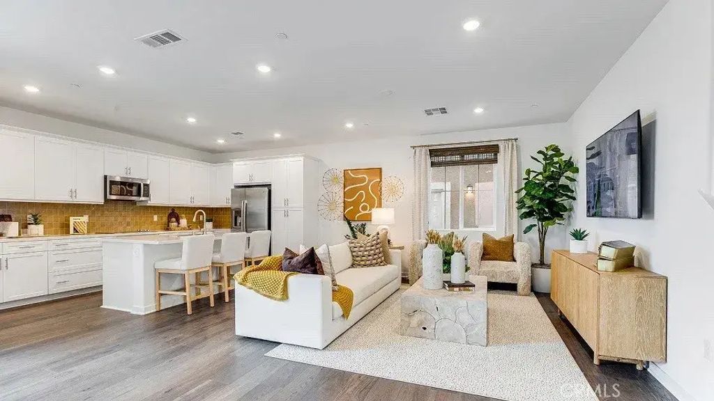 1254 Thunderbolt Lane, Rialto