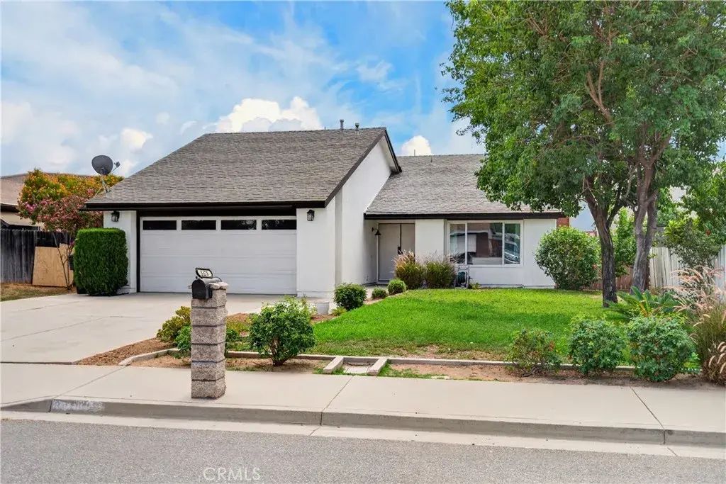 8478 Williamsburg, Riverside