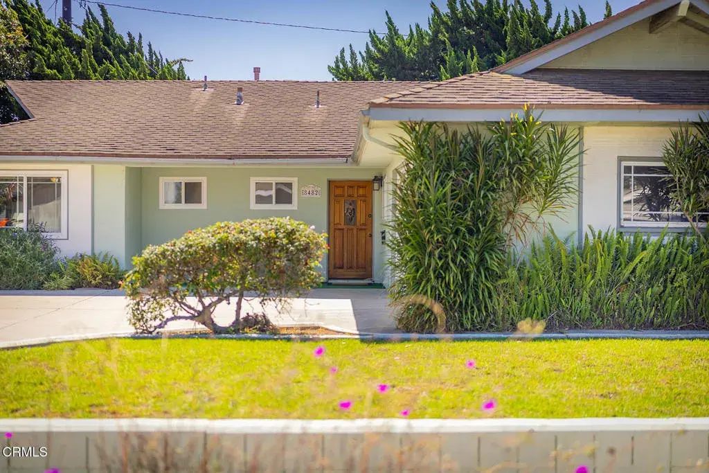 8482 Wesham Street, Ventura