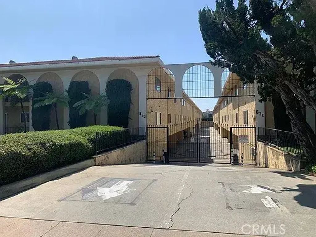 620 W Huntington 213, Arcadia