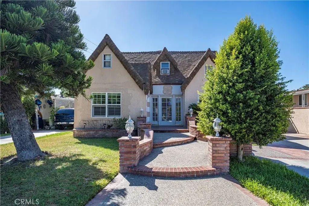 6503 Wilcox Avenue, Bell