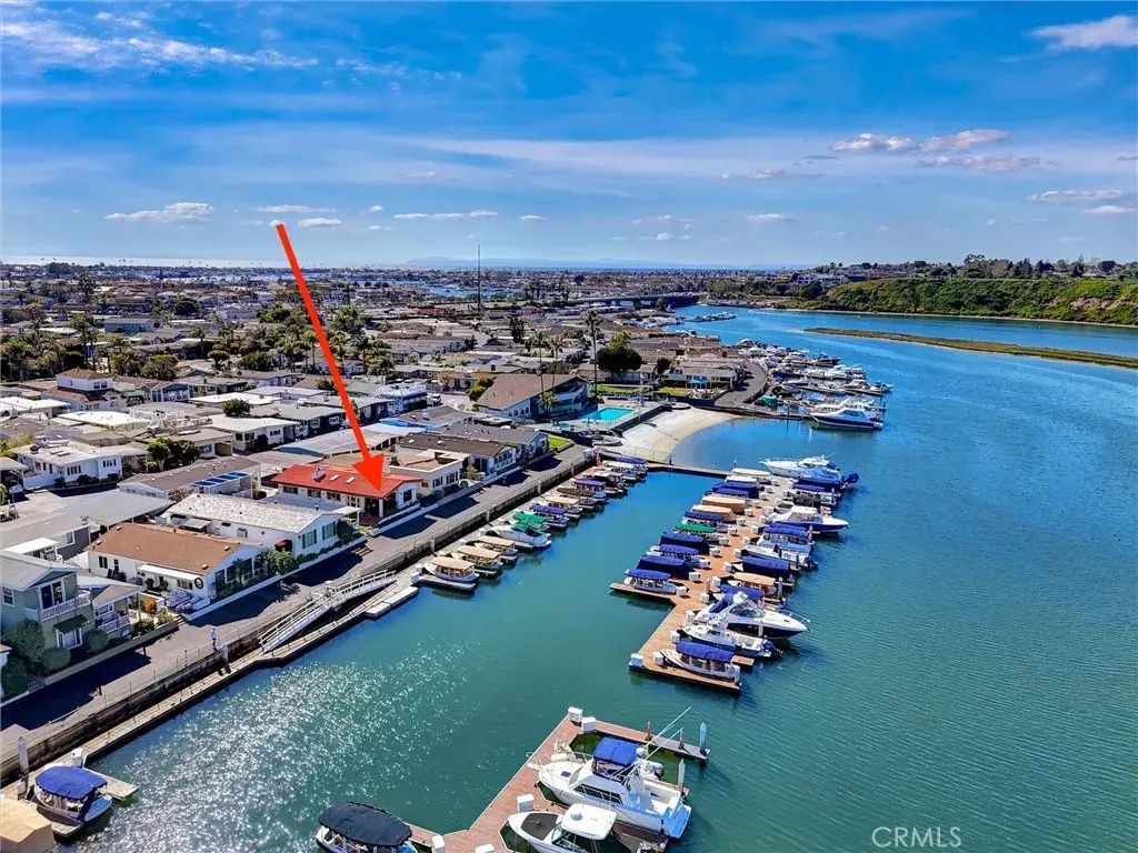 35 Saratoga, Newport Beach