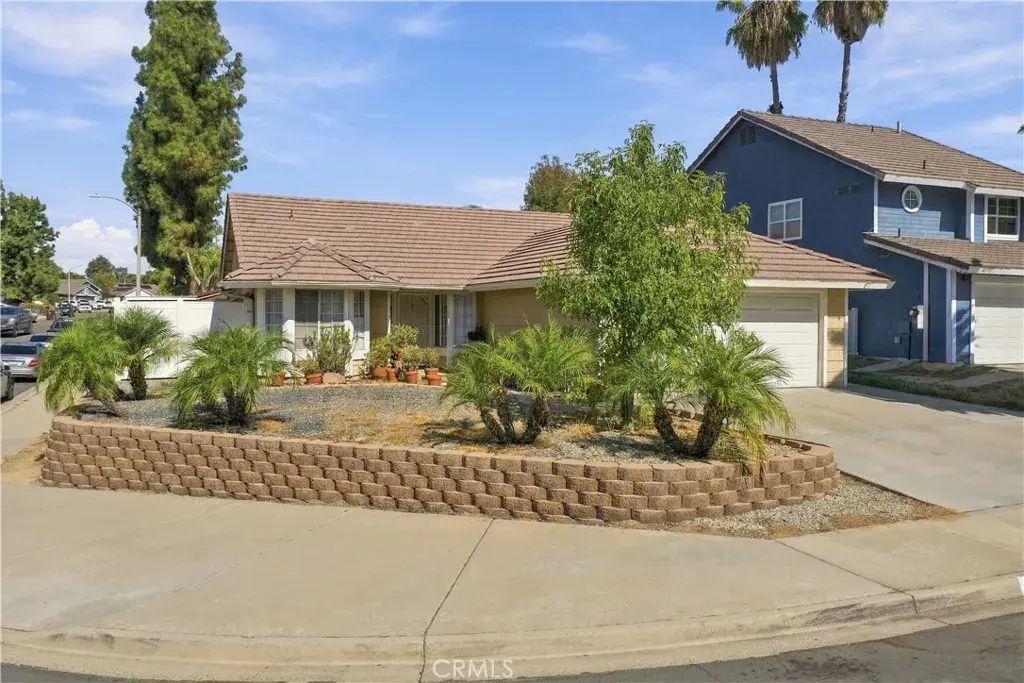 41181 Mountain Pride Drive, Murrieta