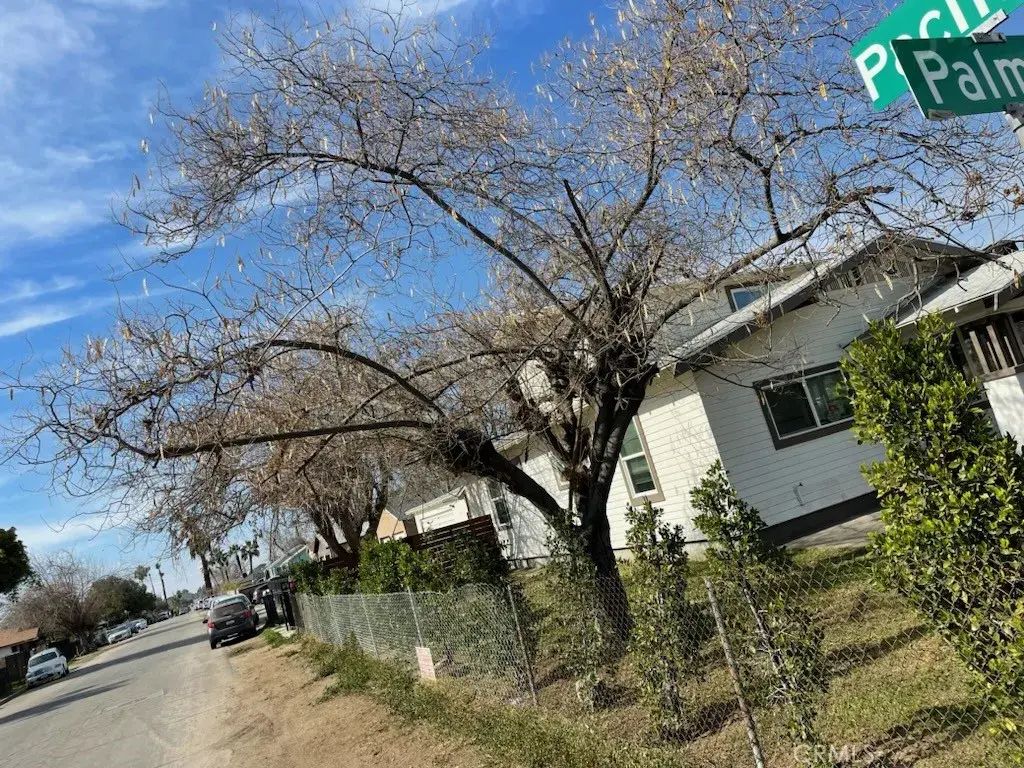 1500 Palm, Bakersfield