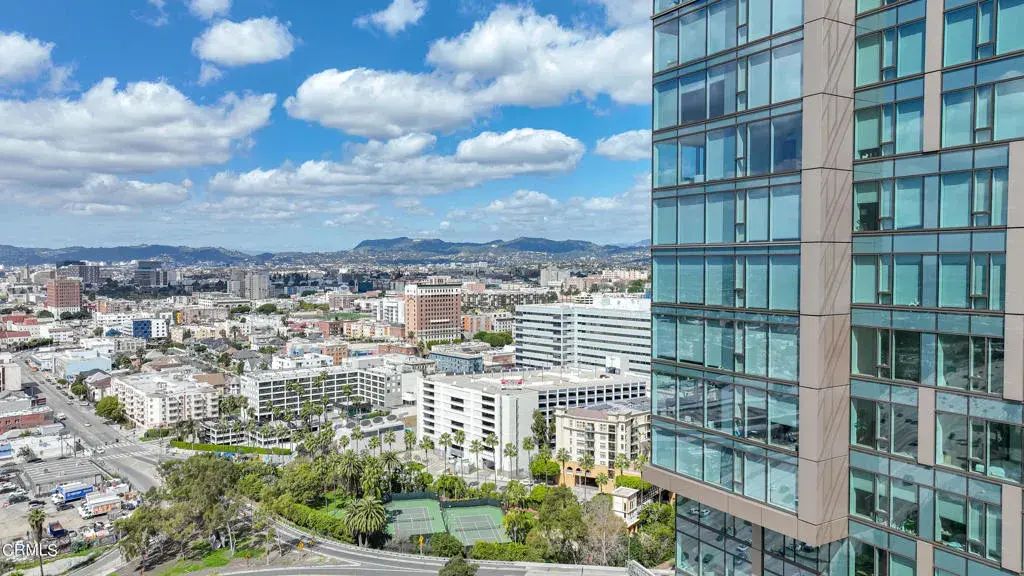 889 Francisco Street 802, Los Angeles