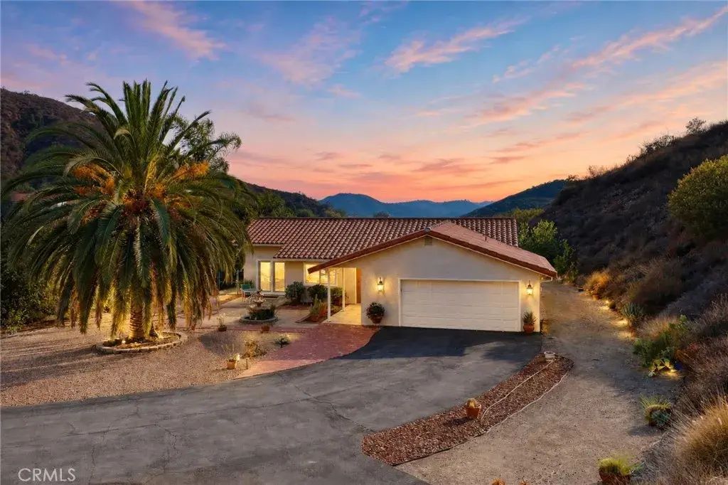 45251 La Cruz Dr, Temecula