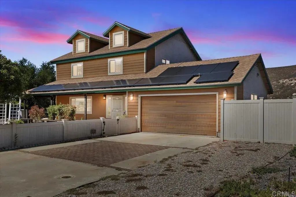 24144 St Helena Court, Ramona