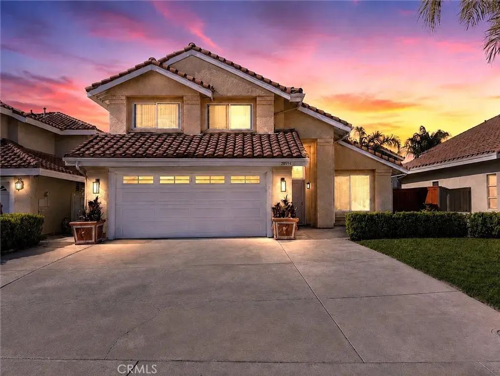 28594 Moon Shadow, Menifee